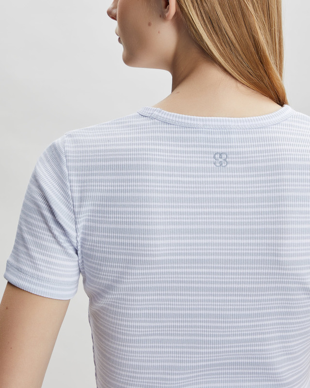 Filippa K T-Shirt Striped Blå M
