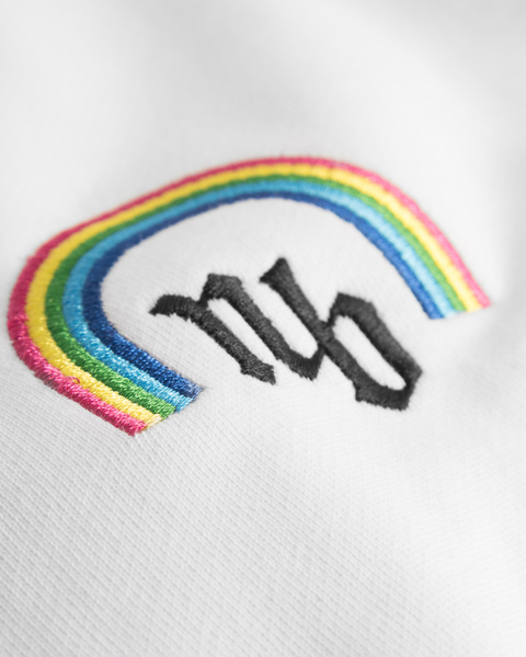 Hoodie Rainbow Vit 2