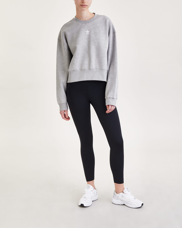 Adidas Sweatshirt Essentials Crew Grå S