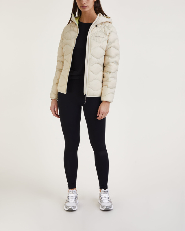 Peak Performance Jacket W Helium Hood  Sand L