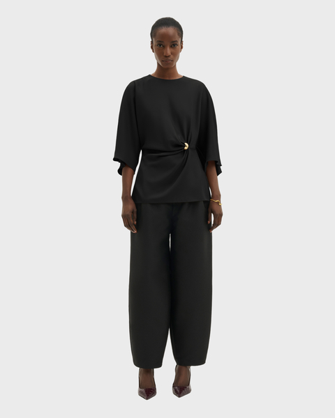 Blus Zilla Brooch Detailed Black 2