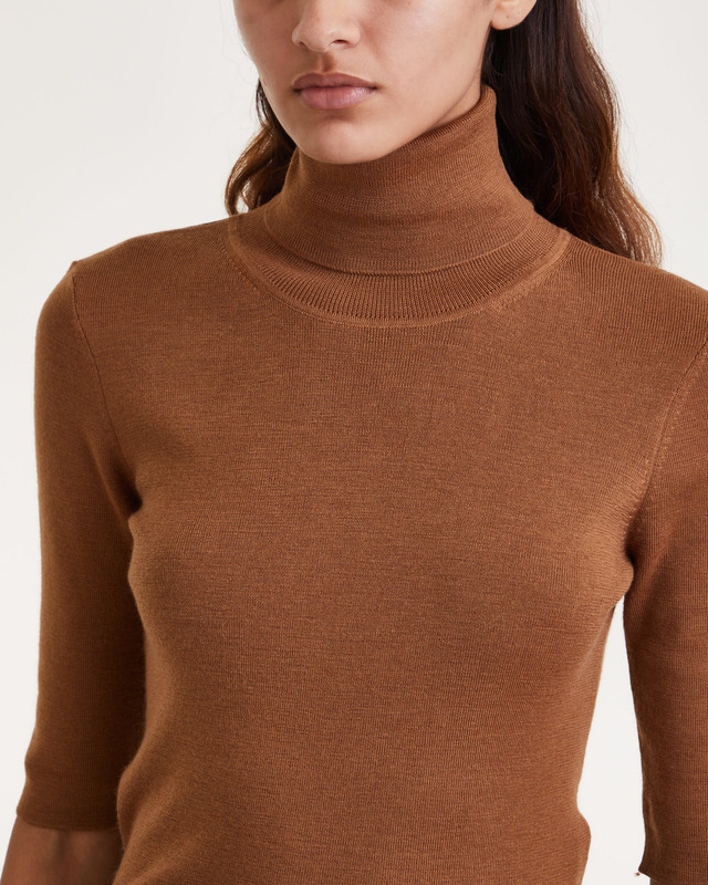 Filippa K Topp Merino Elbow Sleeve Camel XS