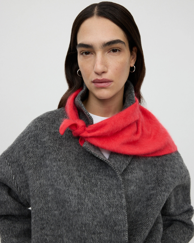 Soft Goat Tørklæde Brushed Triangle Red ONESIZE