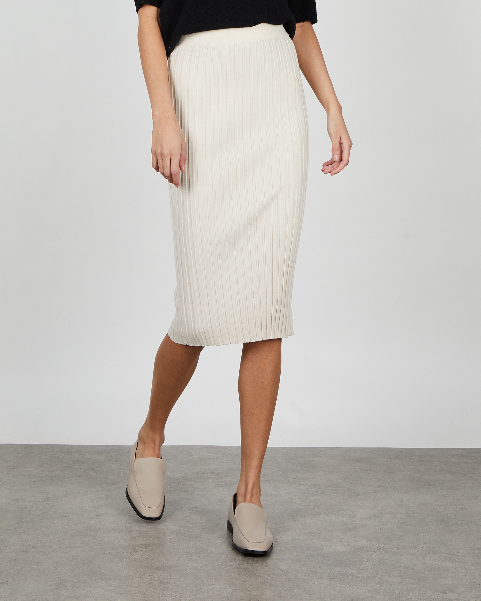 rib tube skirt country road