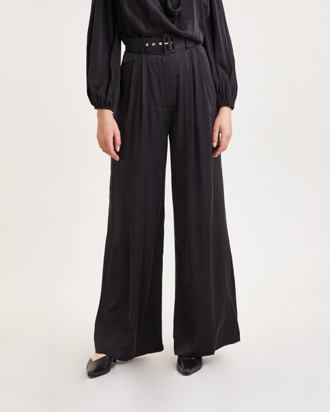 Byxor Silk Tuck Pant Svart 1
