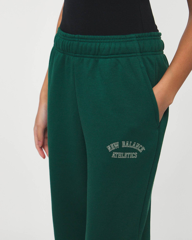 New Balance Trousers Seasonal Graphic Sweatpant Grön M