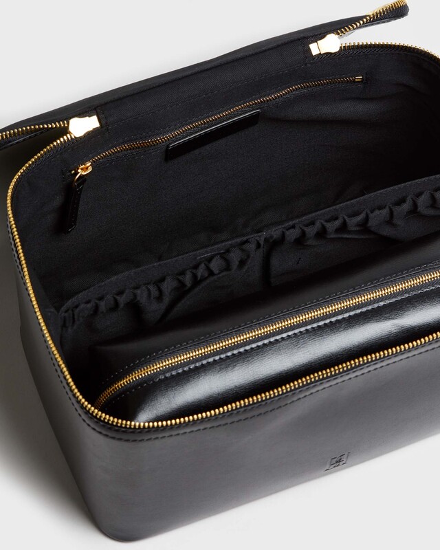 By Malene Birger Aya Beauty cosmetics case Svart ONESIZE