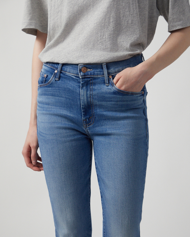 Mother Denim Jeans The Weekender Fray Light blue wash 31