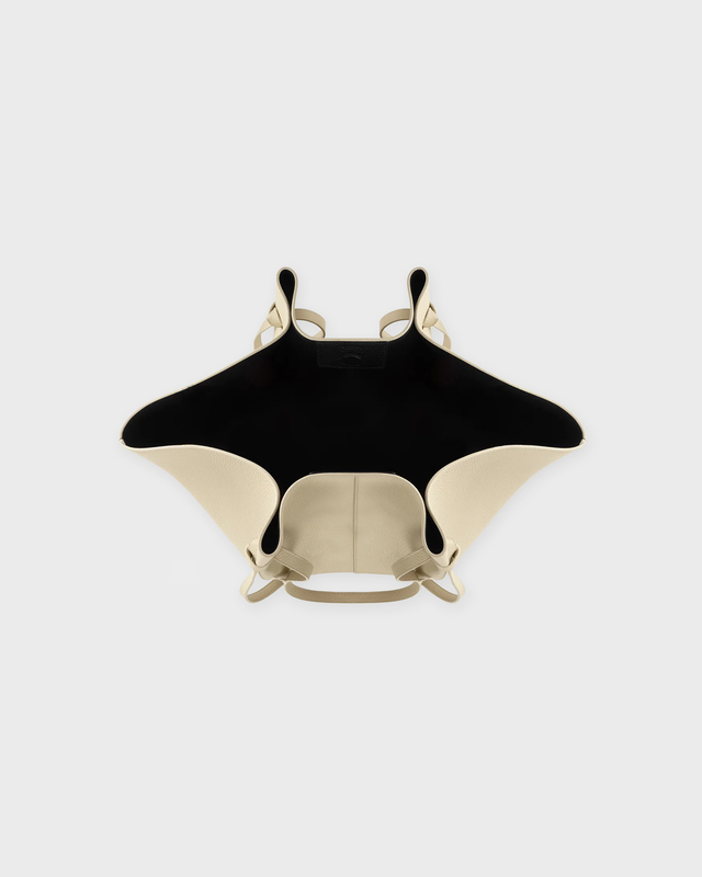 YUZEFI Väska XL Mochi Pebble Grain Leather Cream ONESIZE