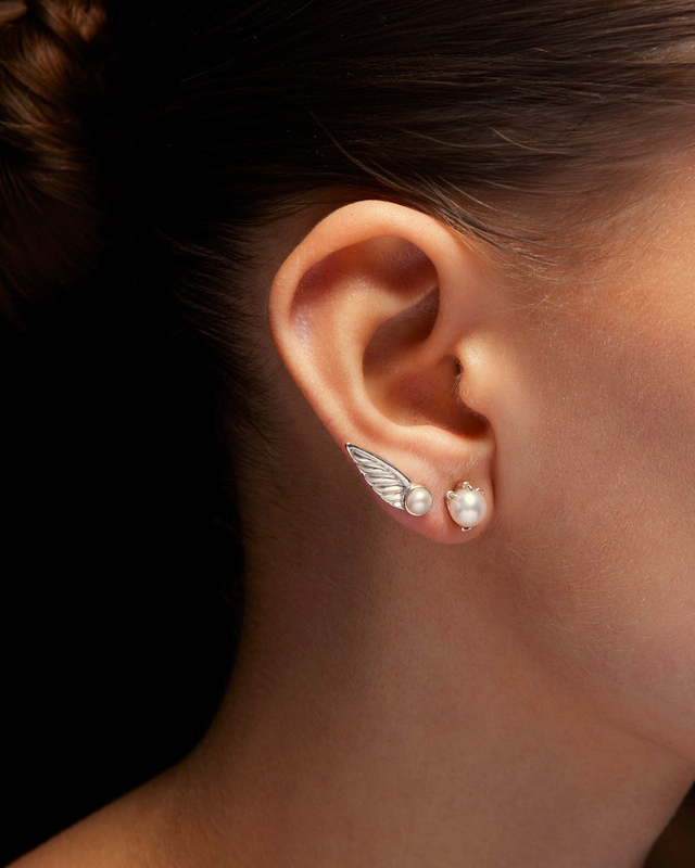 Maria Nilsdotter Earring Tiny Claw Pearl Ear Stud Silver ONESIZE