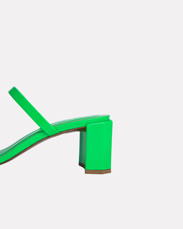 By Far Tanya Super Green Gloss Leather 36 Grön EUR 39