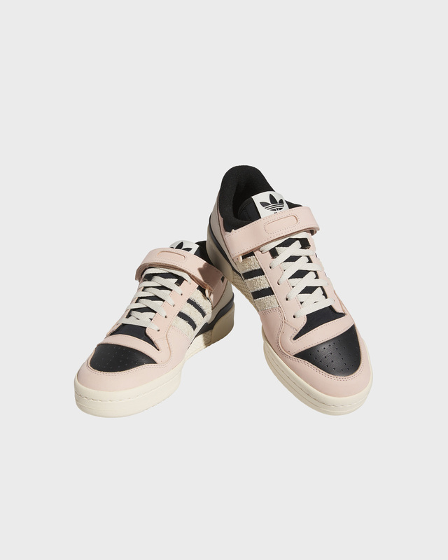 Adidas Sneakers Forum 84 Low Vit/svart UK 4,5 (EUR 37 1/3)
