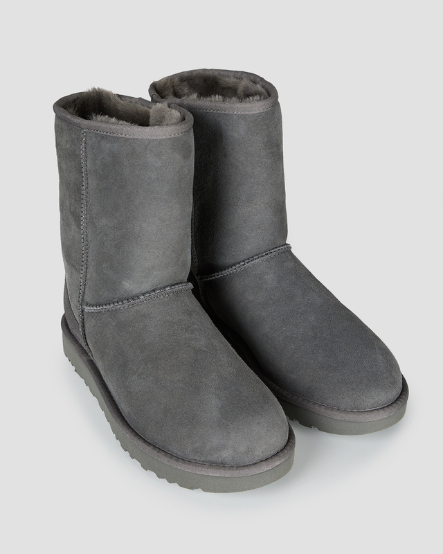 Ugg Boots Classic Short Mörkgrå US 5 (EUR 36)