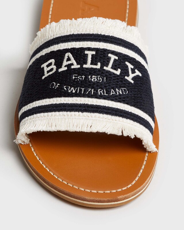Bally Sandals Bianka Flat Svart/vit EUR 38