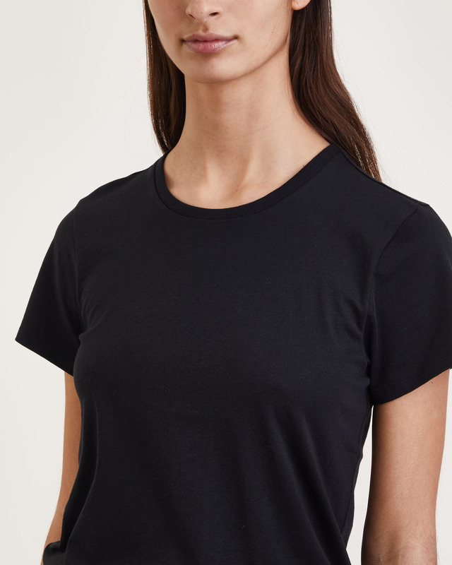 Skin T-Shirt Carly Svart 0 (XS)