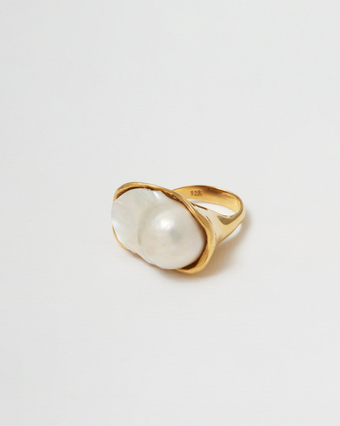 Giant pearl ring Guld 1