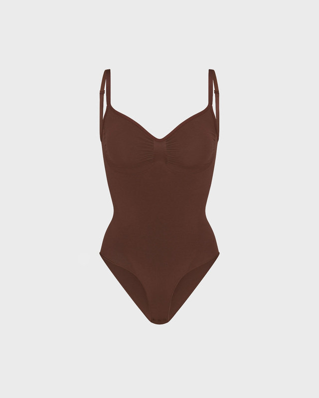 Skims Body Seamless Sculpt Brief Cocoa S