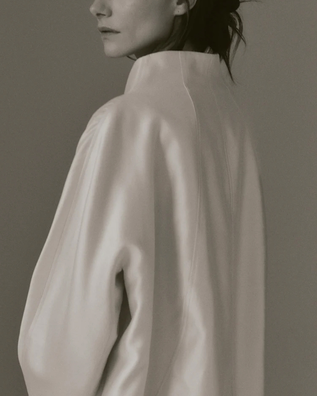 LEONÍ Jacket Lore Wool Silk Sculptural Ivory 34