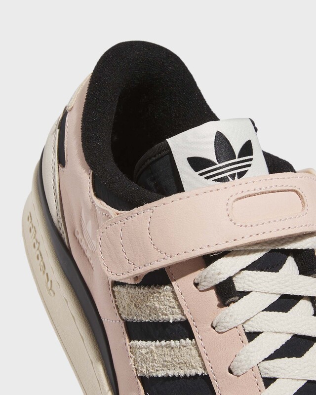 Adidas Sneakers Forum 84 Low Vit/svart UK 4,5 (EUR 37 1/3)