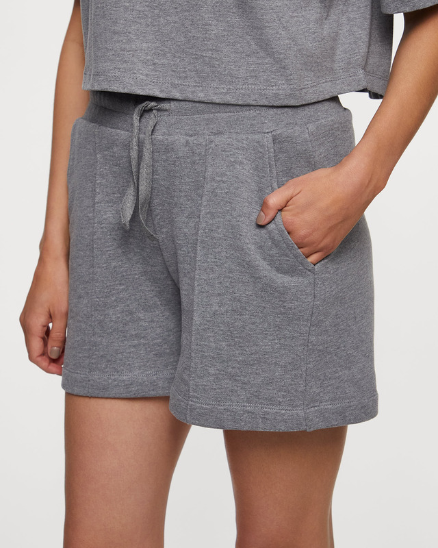 Wakakuu Icons Shorts Grå M