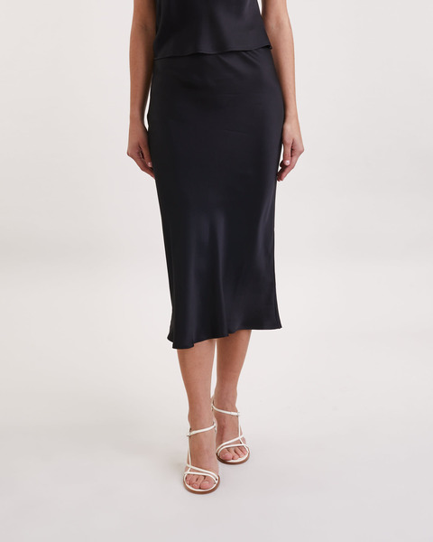Skirt Bar Black 2