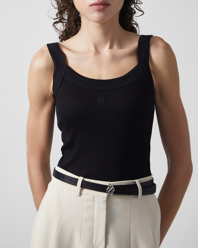 By Malene Birger Topp Frillo Svart S