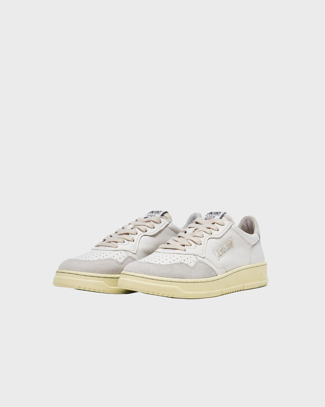 Autry Sneakers Open Low Vit EUR 37