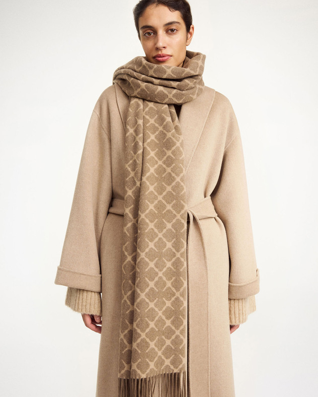 By Malene Birger Halsduk Ortega Ljusbrun ONESIZE