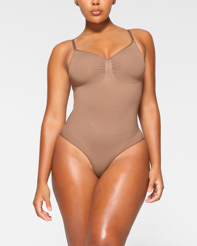 Skims Body Seamless Sculpt Brief Sienna XXS