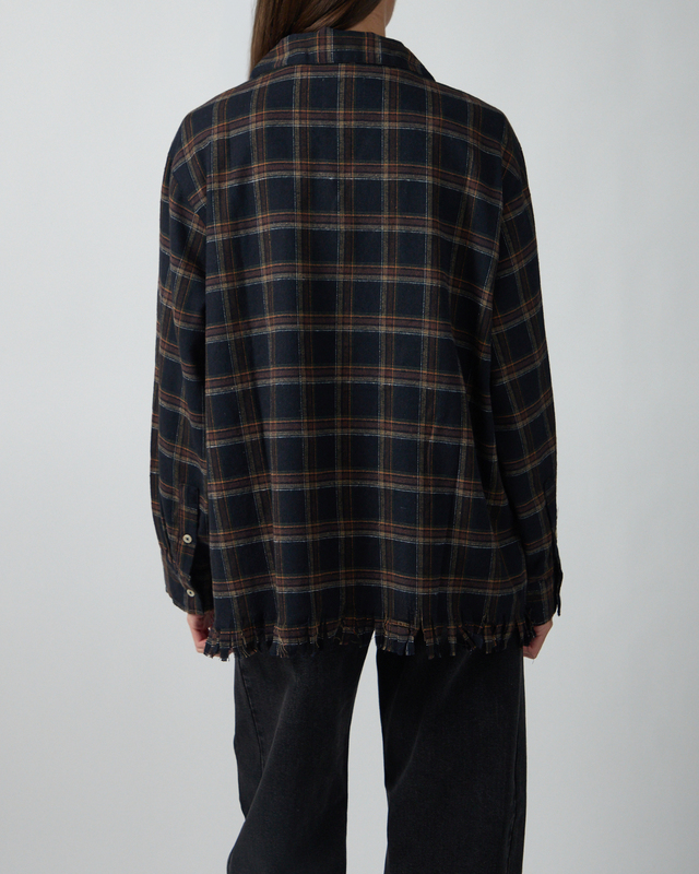 Found Skjorte Raw Cut Fringe Plaid Camp Navy L