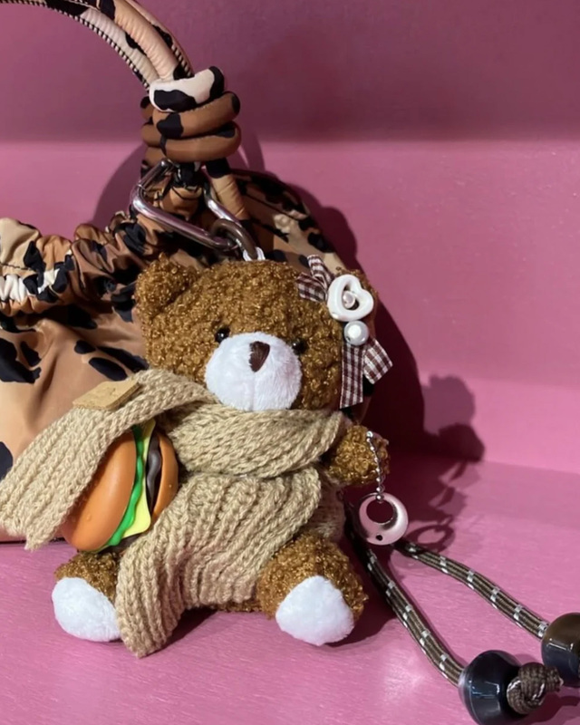 Sticky Bestie Bag Charm Teddy Brown ONESIZE