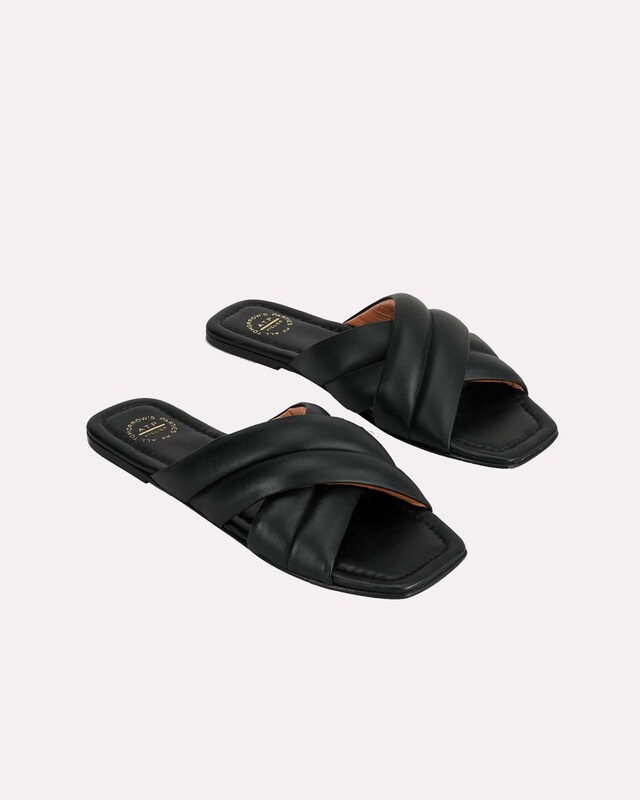 ATP Atelier Sandal Cotti Black Nappa Svart EUR 38