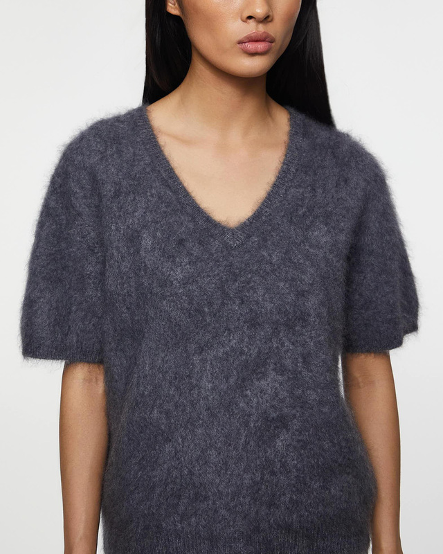 LISA YANG T-Shirt Lovisa Cashmere Grå 1 (S-M)