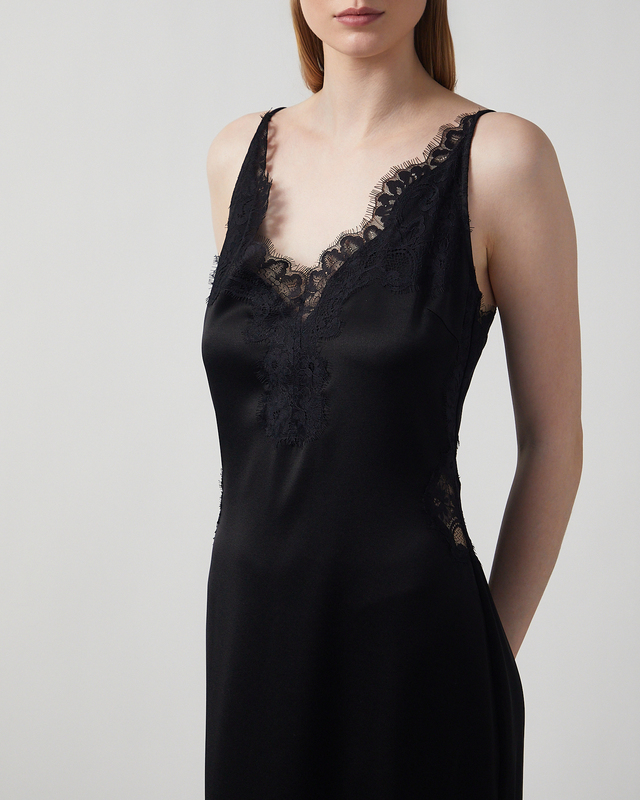 Wakakuu Icons Dress Ritz Lace Black M