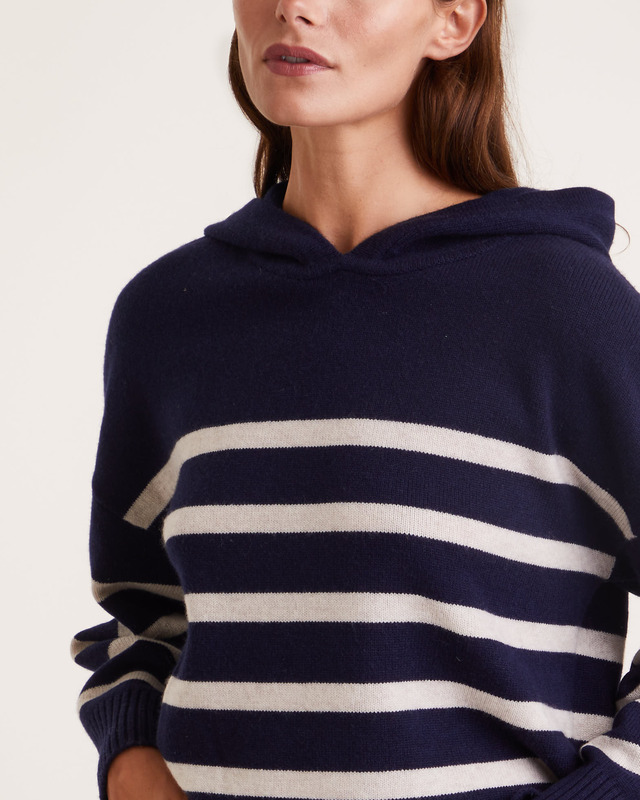 Wakakuu Icons Sweater Solange Stripe Hoodie Navy M