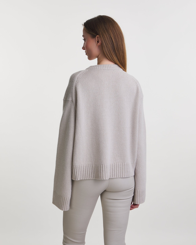 Wakakuu Icons Sweater Elise Greige L