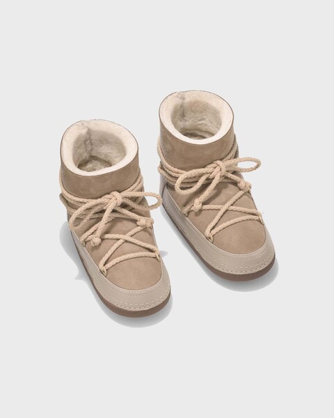 Classic Boot Beige 2