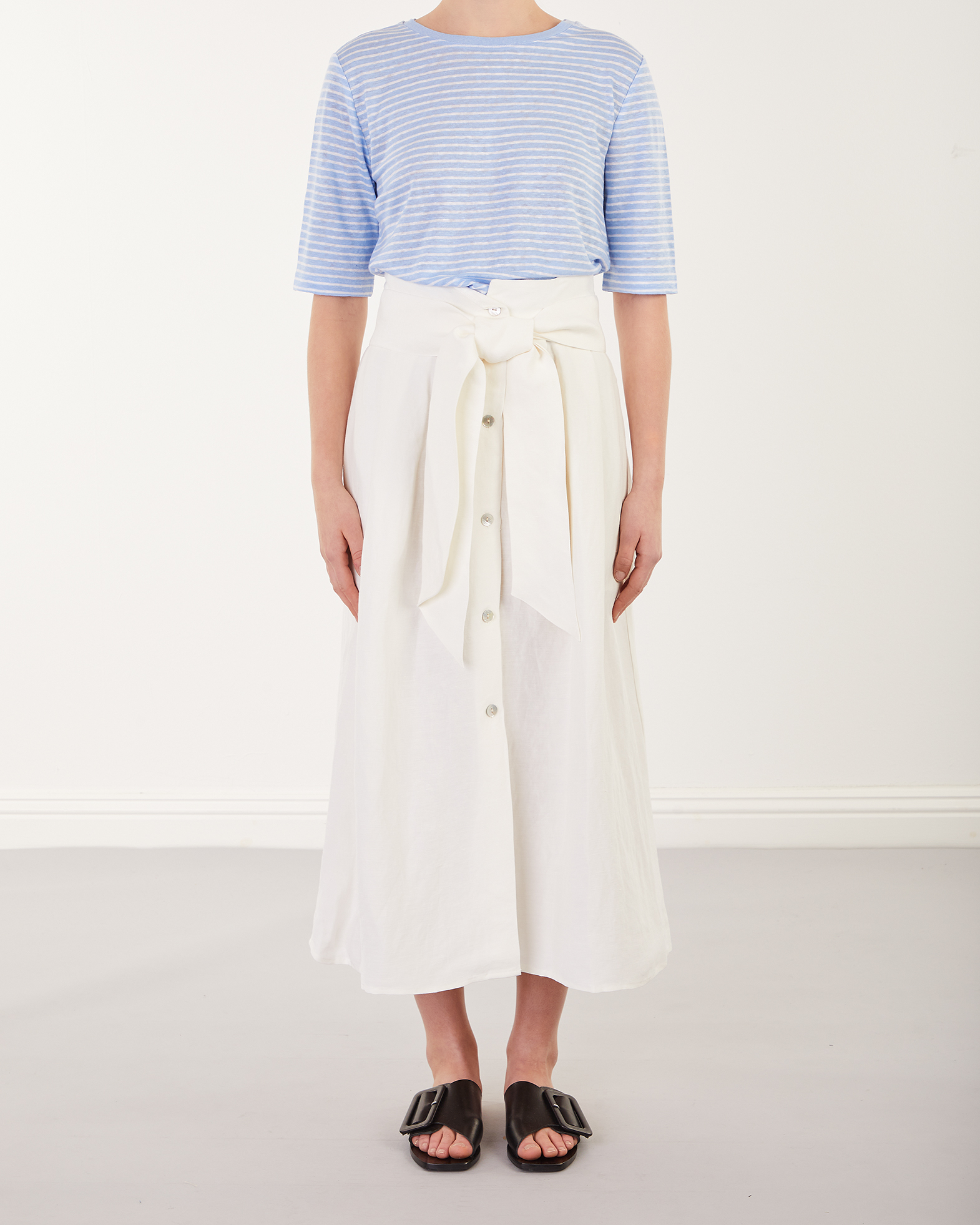 Vince Skirt belted button front WAKAKUU
