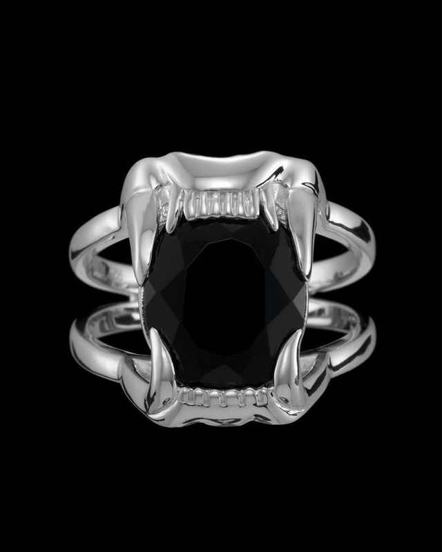 Maria Nilsdotter Ring Jaw Stone Silver/svart M