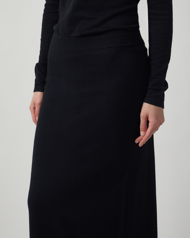 LISA YANG Skirt Charlotta Cashmere Black 2 (M-L)