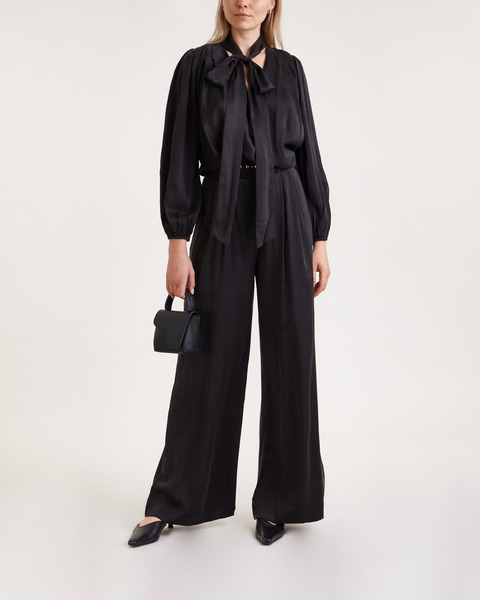 Byxor Silk Tuck Pant Svart 2