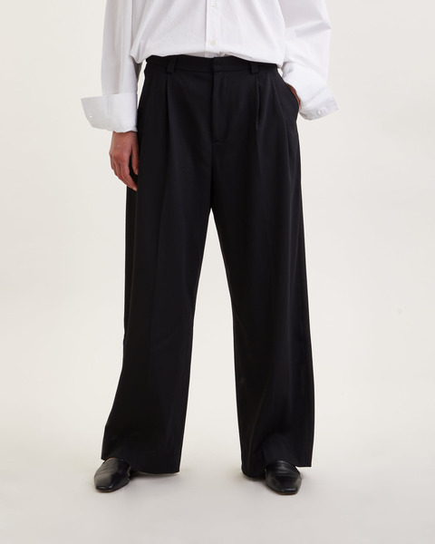 Relaxedfit pleated trousers Svart 2