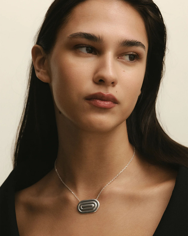 Halskjede Oval Maze Silver ONESIZE
