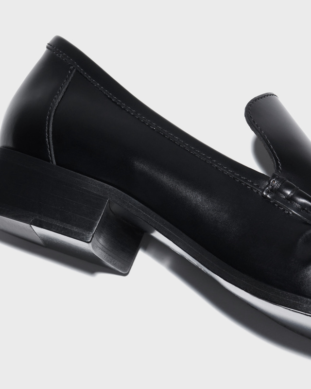 Acne Studios Loafers Leather Svart EUR 41