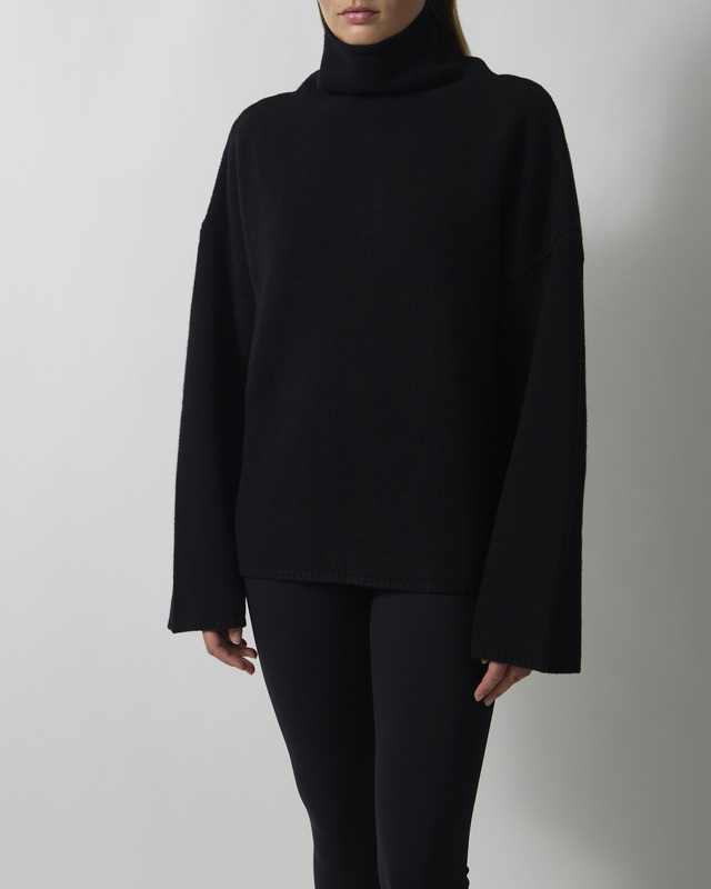 Almada Sweater Amie Black L