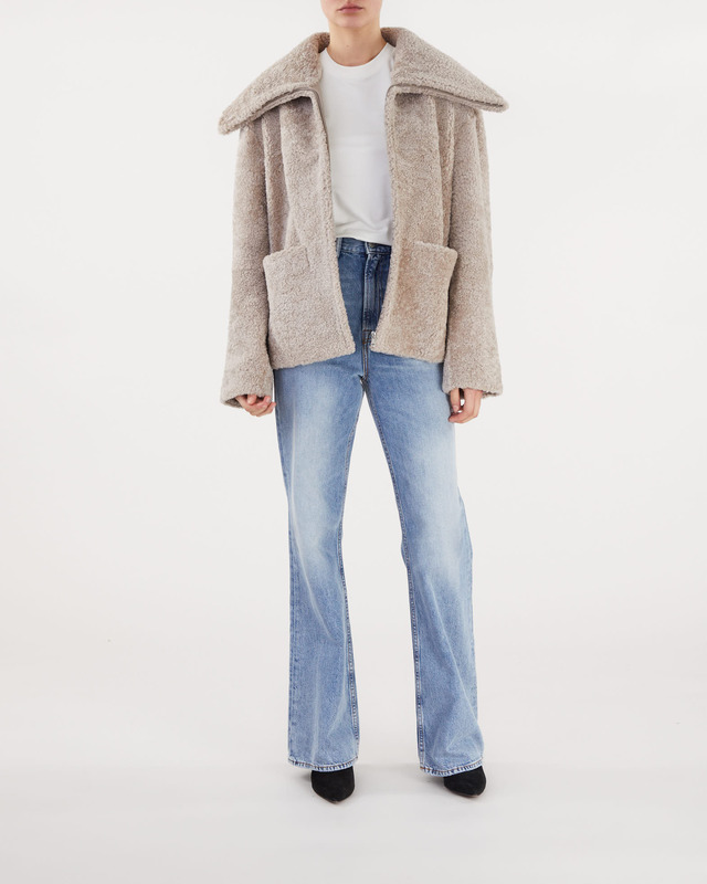 By Malina Jacka Tayla Shearling Ljusbeige S