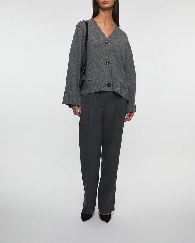 Stylein Cardigan Hailey | WAKAKUU Stylein Cardigan Hailey | WAKAKUU