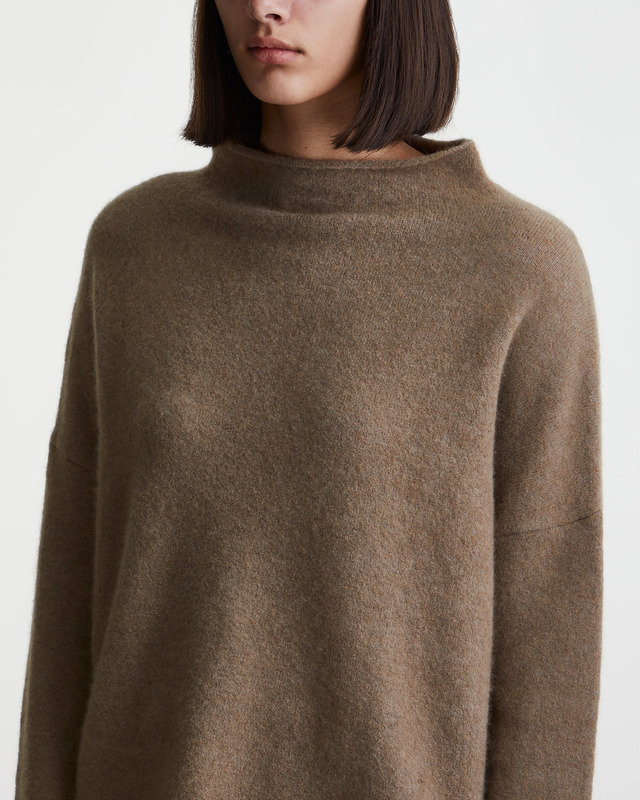 Filippa K Sweater Mika Yak Funnelneck Taupe S