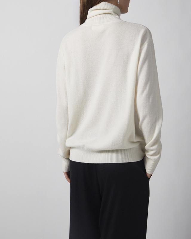 Wakakuu Icons Sweater Cashmere Wool Turtleneck Pearl XS