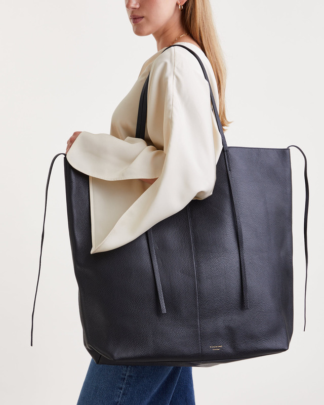 By Malene Birger Väska Abillos Svart ONESIZE
